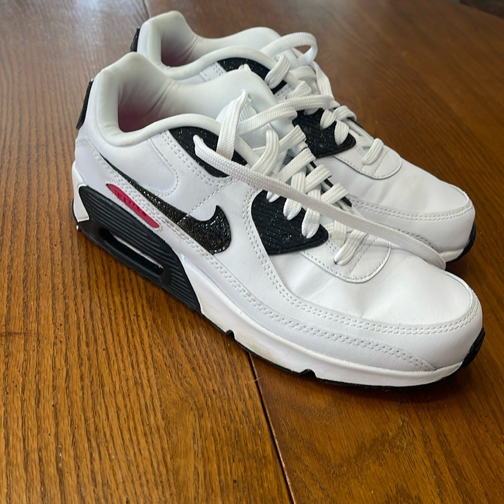 Nike air max tennis shoes